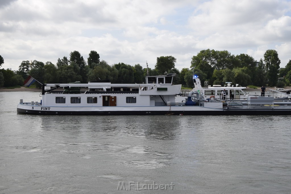 Schiff 1 Koeln in Hoehe der Koelner Zoobruecke P284.JPG - Miklos Laubert